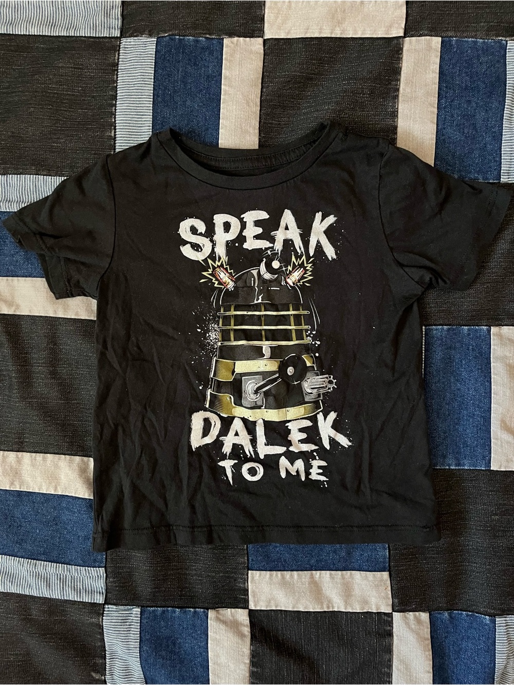 Dr Who kids shirt “SPEAK DALEK TO ME” size 4 never worn